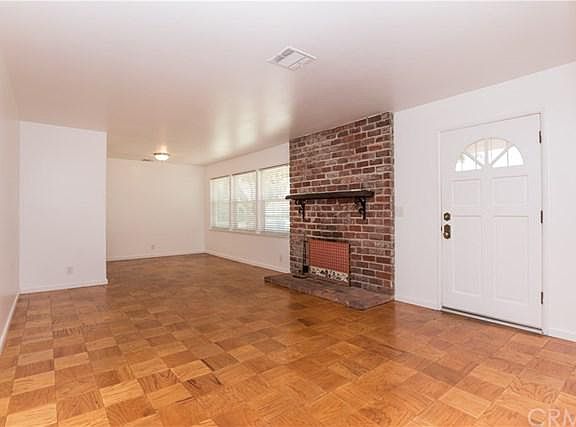 5th image of 8301 San Helice Cir
