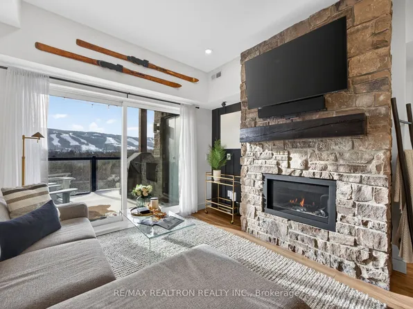 18 Beckwith Ln #305, The Blue Mountains, ON L9Y 3B6