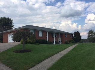 203 Kirk Dr, Nicholasville, KY 40356