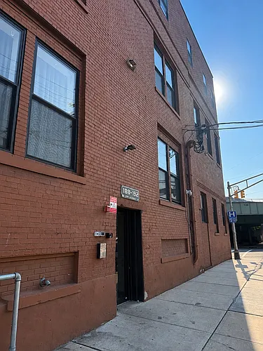 188 21st Ave Photo 1