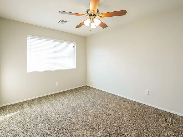 1240 Maple Pines Ave — Photo 12