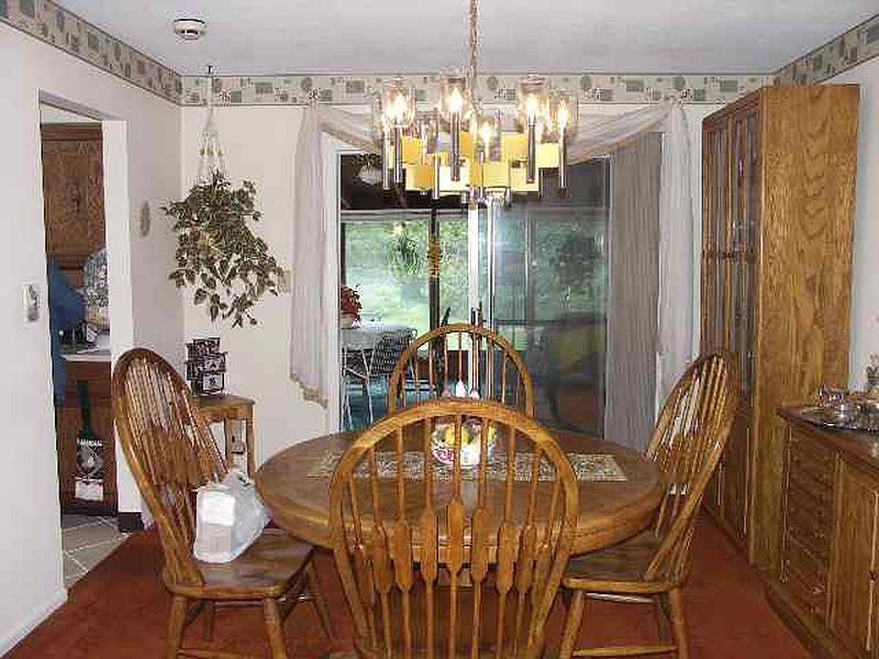5th image of 23 VAN TASSEL Lane