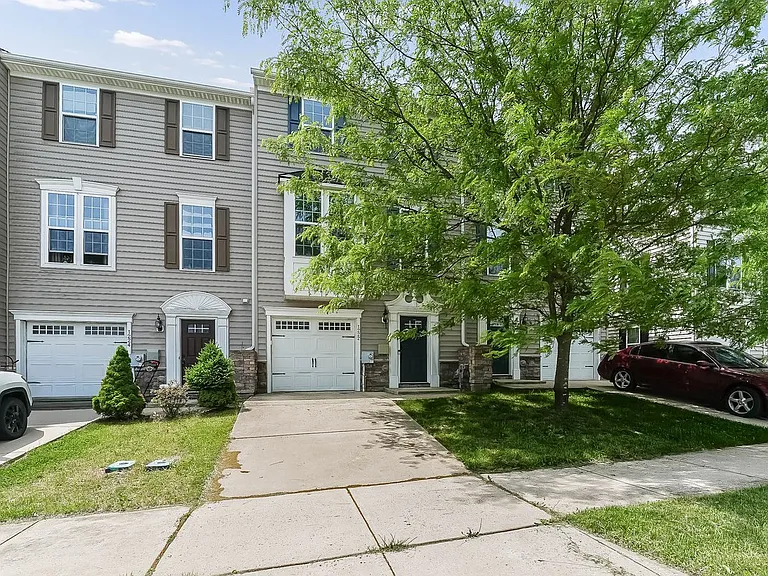 1222 Carrick Ct — Photo 17