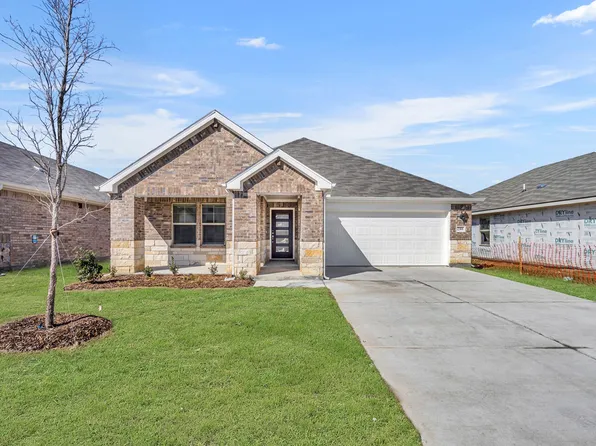 280 Sugarlands Dr, Greenville, TX 75402