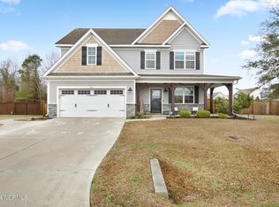 216 River Winding Rd, Jacksonville, NC 28540