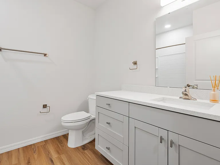 The Grove Apartment Homes — Photo 43