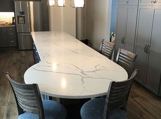 5821 Glen Flora Dr, Greendale, WI 53129