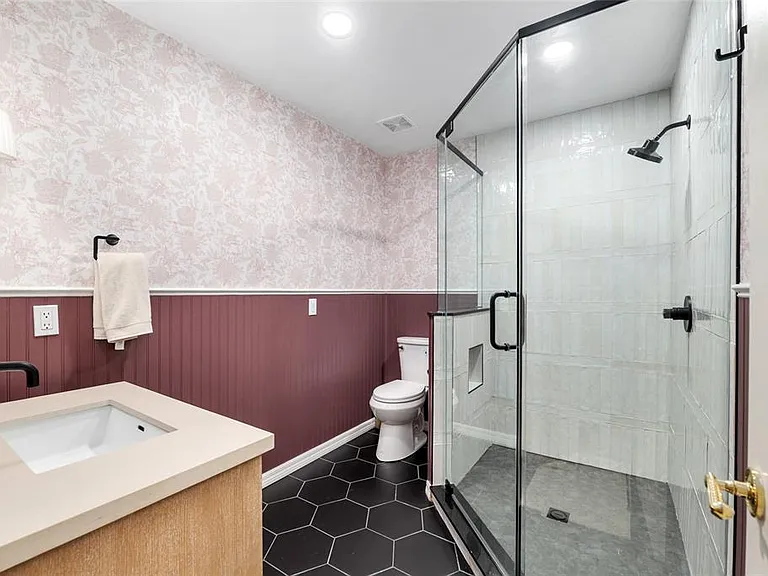 11121 NW 15th Pl — Photo 40