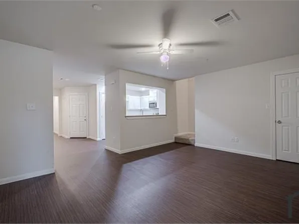 3504 Milan St, Arlington, TX 76015