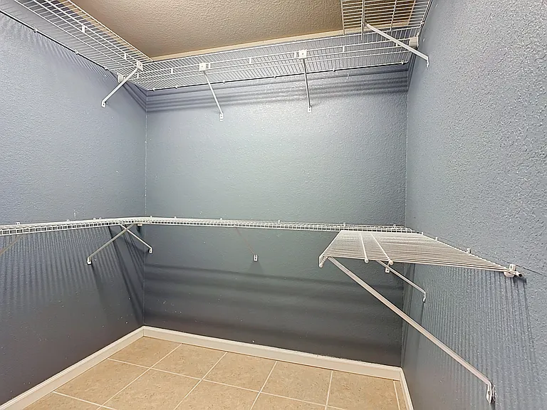 2108 Jonathan Ln — Photo 21