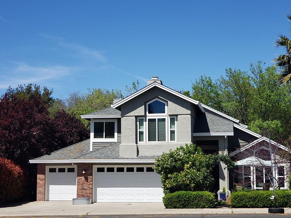 1st image of 3235 Outlook Dr