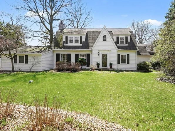 2160 Center Ave, Bay City, MI 48708
