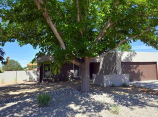 8705 Plymouth Rock Rd NE, Albuquerque, NM 87109