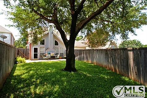 4th image of 3559 Briargrove Ln