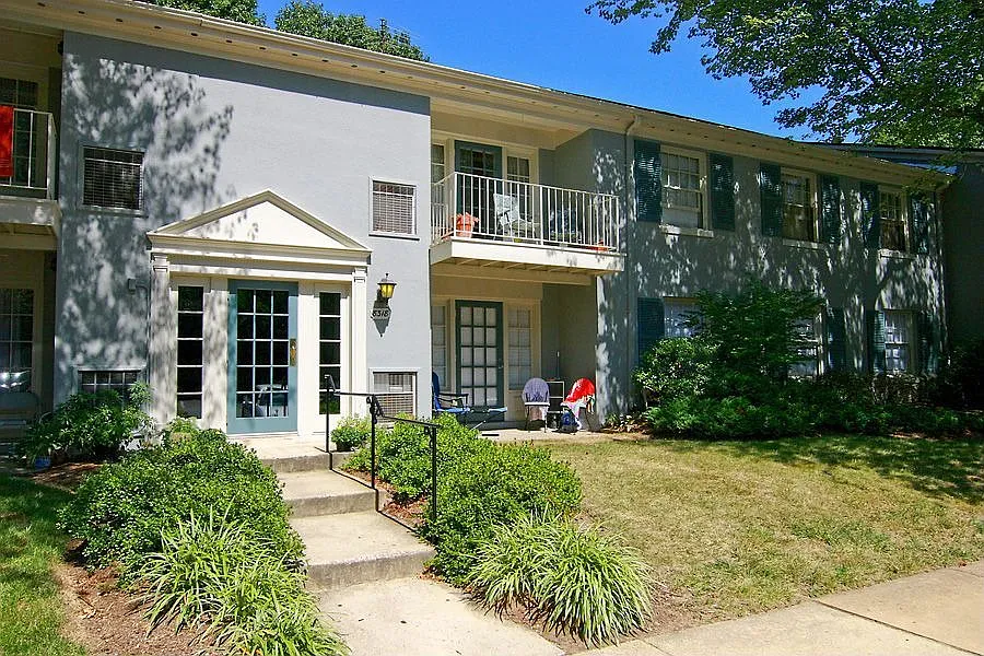 8318 Kingsgate Rd Suite 546 photo 1