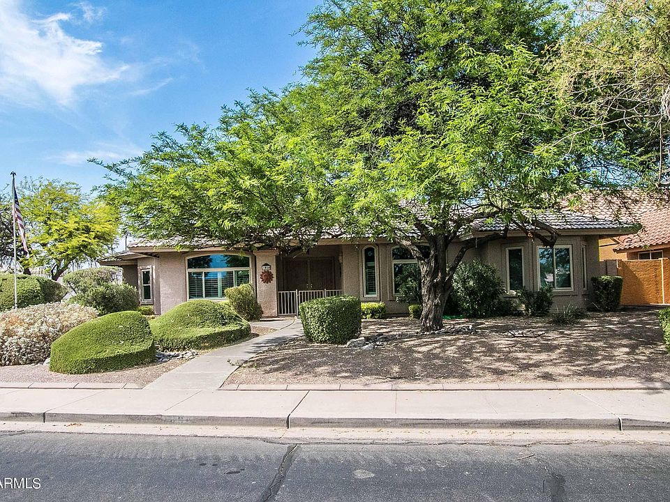 1st image of 1808 E Palomino Dr
