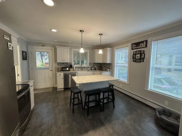7 Curtis St — Photo 2