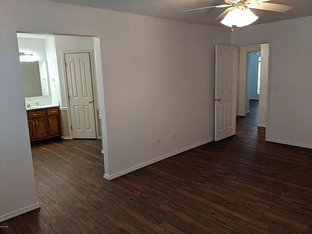 2630 S Highland Ave — Photo 7