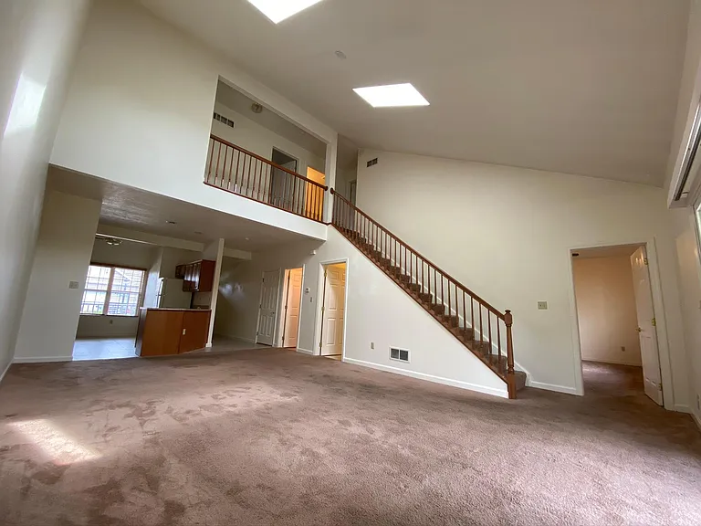 106 Amber Ln — Photo 11