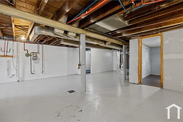 6176 Sherry Ave — Photo 19