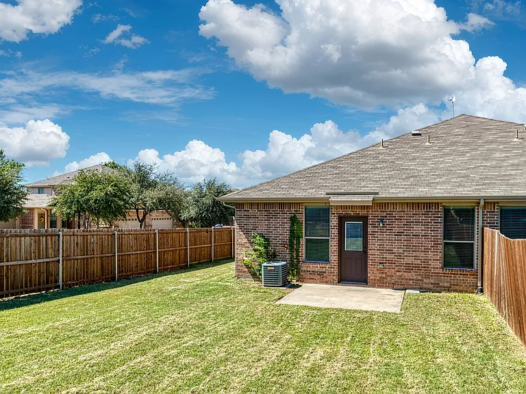 366 Schirra Ct — Photo 26