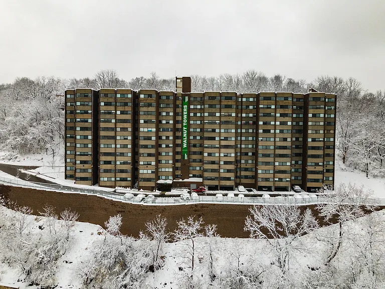 Walnut Towers at Frick Park — Photo 55