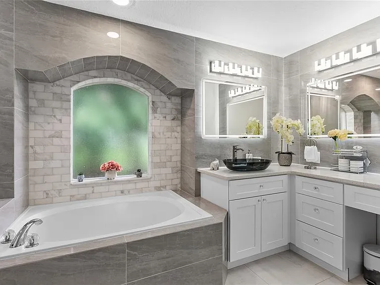8207 Westmont Terrace Dr — Photo 20