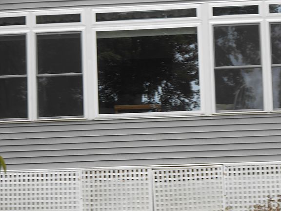 3rd image of 219 Lake Shore Dr