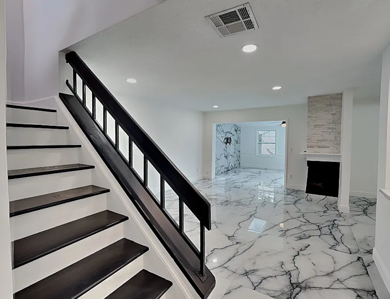 3 bed, 2.5 bath, 1966 sqft, $3,199 — Photo 3