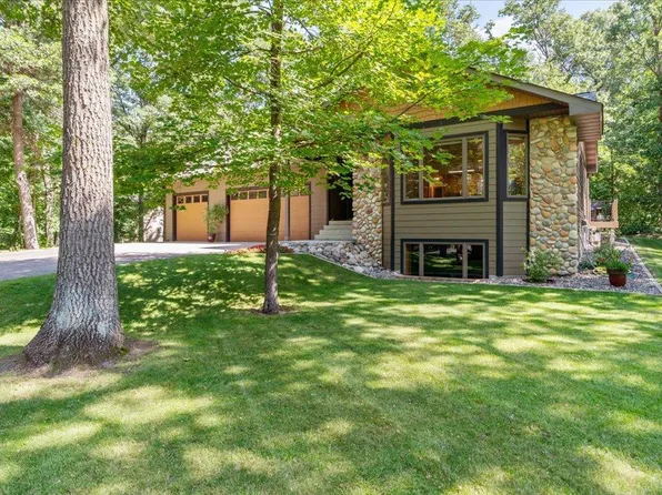 11808 Maplewood Dr, East Gull Lake, MN 56401
