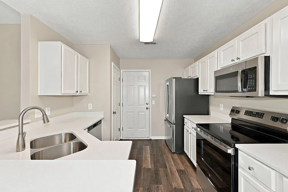 3 bed, 2.0 bath, 1517 sqft, $2,225 — Photo 4