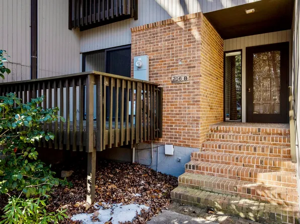 706 Constitution Dr #405, Durham, NC 27705