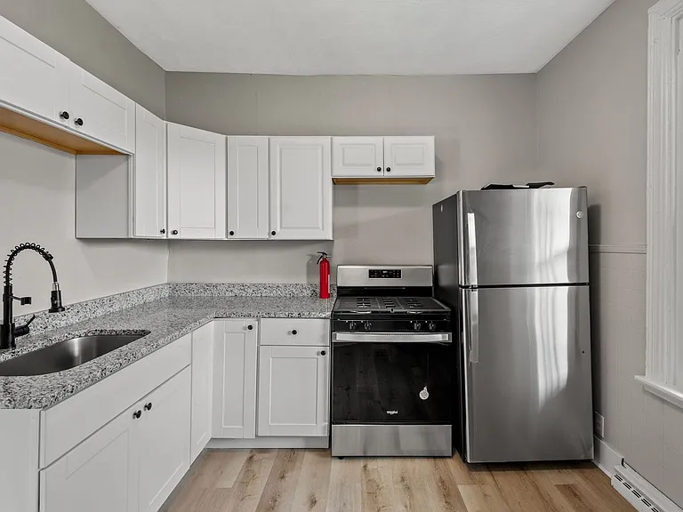1319 Hays St — Photo 1