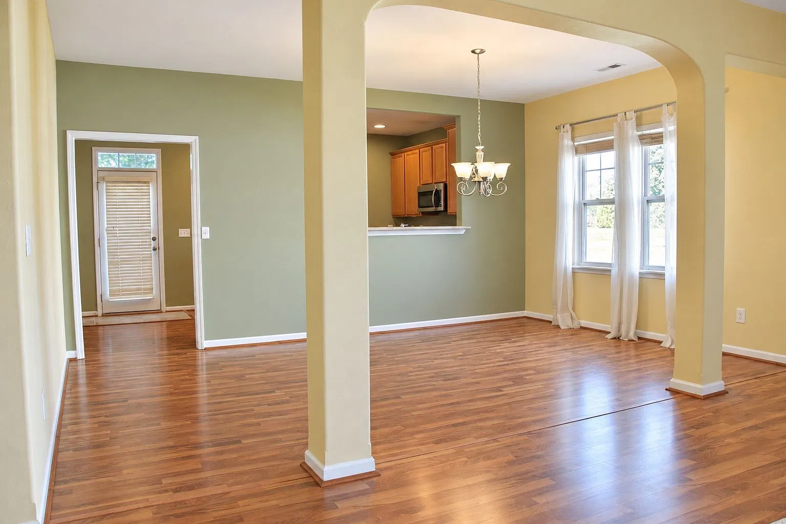 3-Bedroom, 2-Bath Home in Trotters Run | $2,000/Month — Photo 4