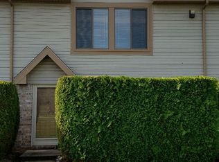 50499 Bay Run N, Chesterfield, MI 48047