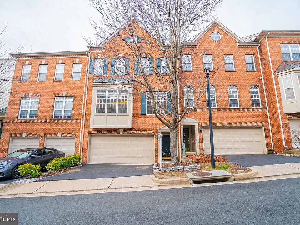 1st image of 437 Clayton Ln