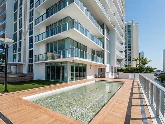 5th image of 300 Sunny Isles Blvd Unit 1106