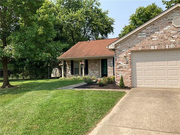 2nd image of 7504 Iron Horse Ln