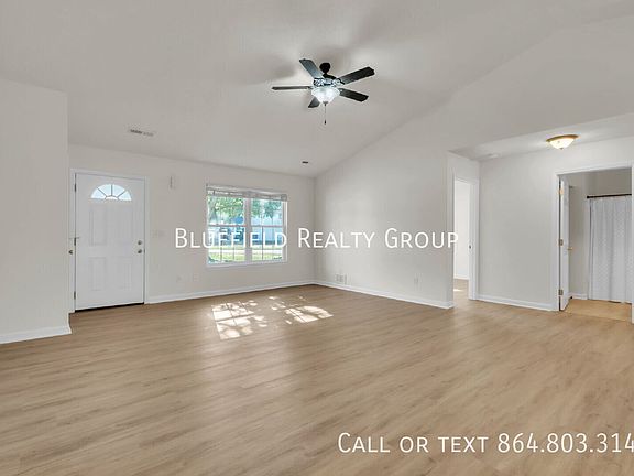 3rd image of 611 Rye Ct