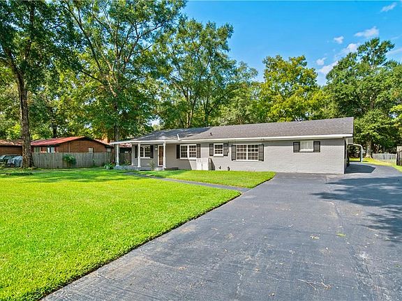 2nd image of 1151 Ridgewood Dr