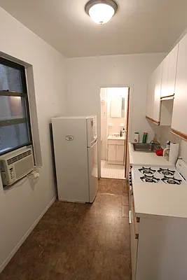 Rented by Modern Spaces | media 30