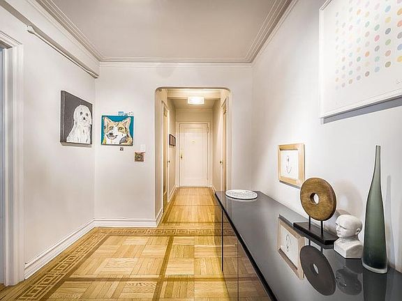 3rd image of 250 W 24th St APT 5