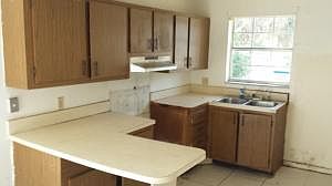 4th image of 2865 SE Bonita St