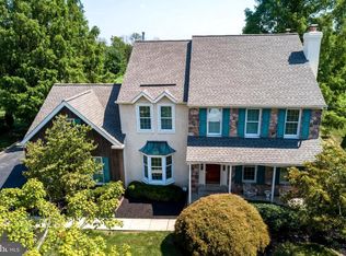 118 Country Club Dr, Lansdale, PA 19446