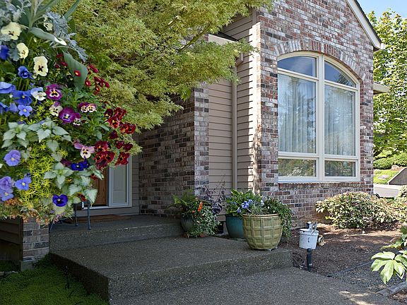 Inviting Entry