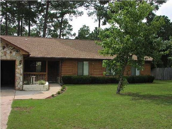 2nd image of 1106 Sandalwood Cir