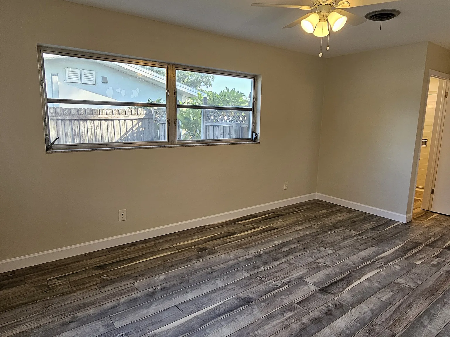 RIF (1329 Fairfield Drive) - 1 — Photo 4