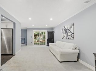 10 Gerald Ct, Lebanon, NJ 08833
