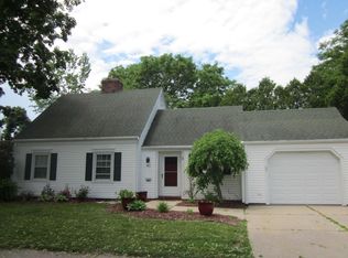 2877 N 72nd St, Milwaukee, WI 53210