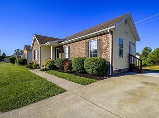131 Deerfield Ct, Shepherdsville, KY 40165